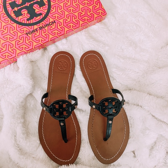 COPY - Tory Burch Black Gabriel Flat Thong - Picture 5 of 8